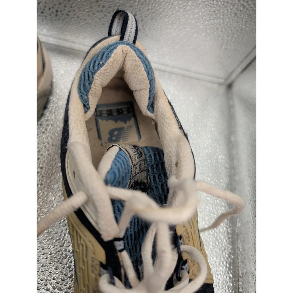 NEW BALANCE 808 Womens Size 8D Navy Blue Sneakers‎ Could Use New Laces